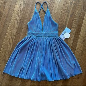 Luxxel Blue Pleated Mini Dress Crossover Back Deep V-Neck Size Small